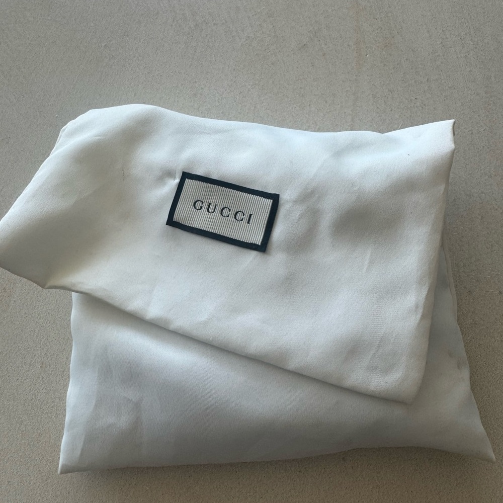 New Gucci Wallet with Dust Bag - Picture 2 of 7